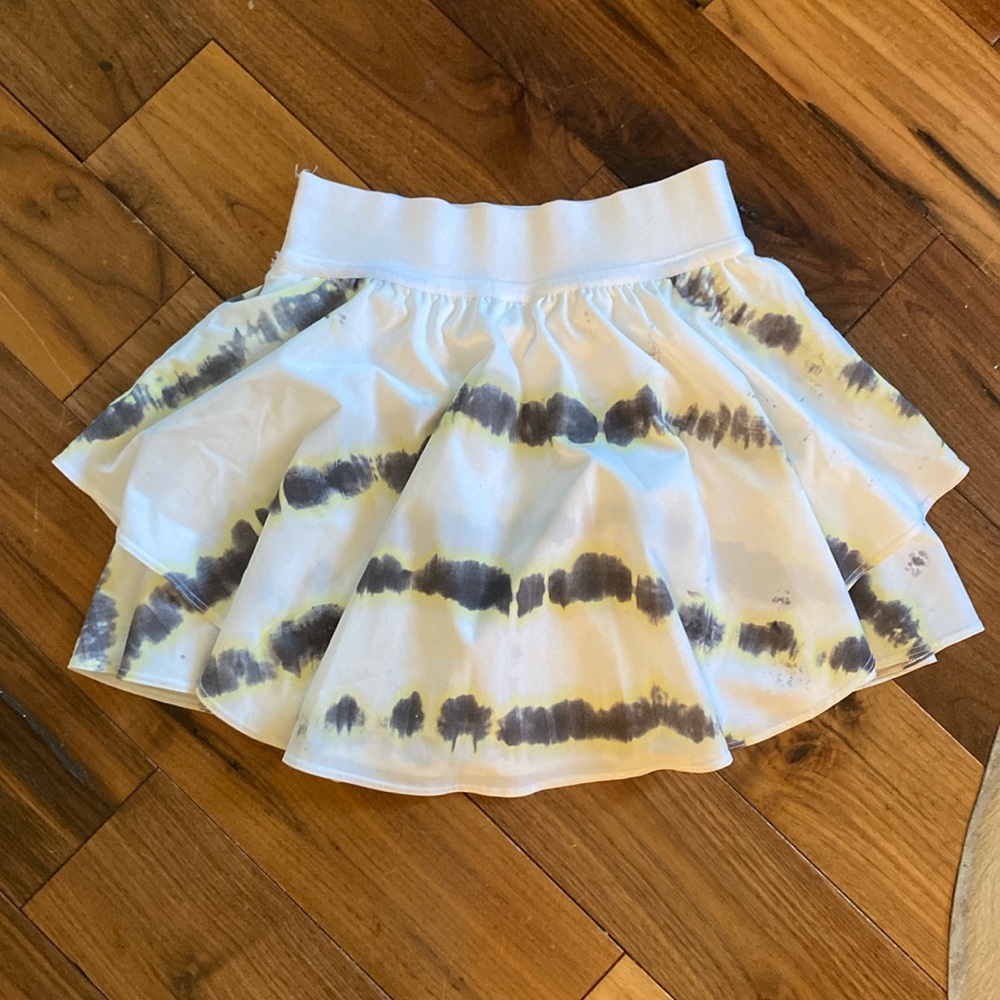 Lululemon court rival tennis skirt size 0